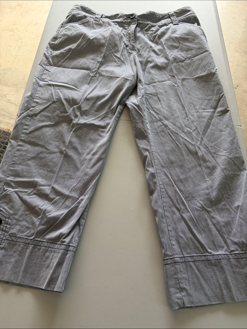 Woman’s Rafaella Casual Cotton cropped Pants, Size 12